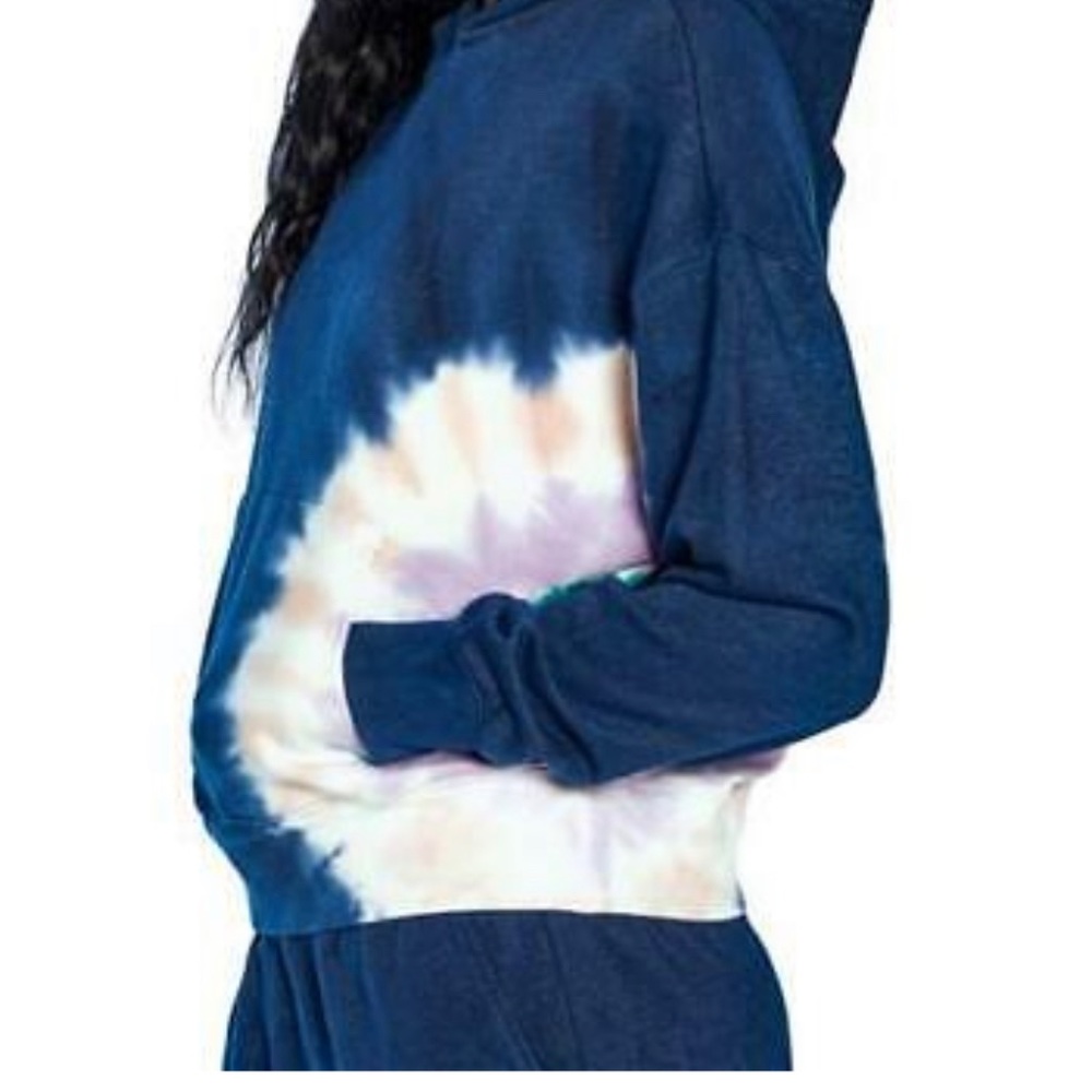 Wildfox Tie Dye Sweatsuit 2-Piece Set Sweatshirt & Jogger Sweat Pants